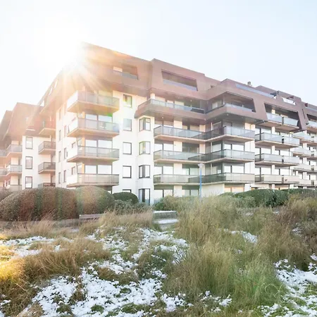 By Belgian Coast With Sea Views, Cleaning Included *
