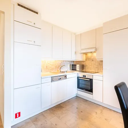By Belgian Coast With Sea Views, Cleaning Included شقة