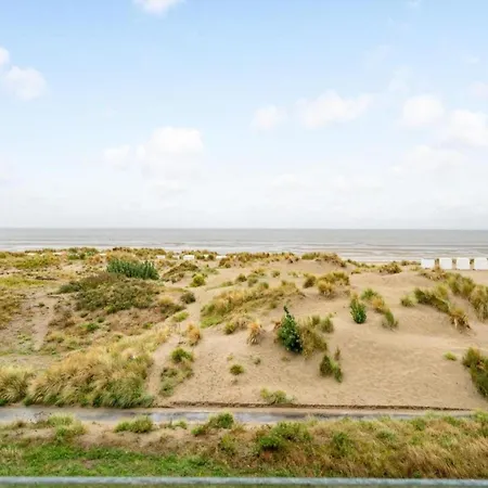 By Belgian Coast With Sea Views, Cleaning Included * أوستدوينكيرك