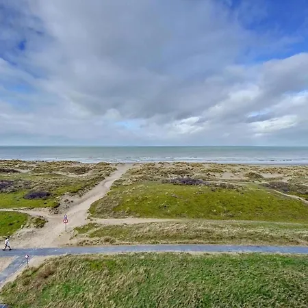 By Belgian Coast With Sea Views, Cleaning Included *